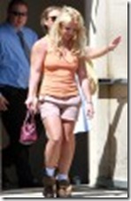 britney-spears-072010-4