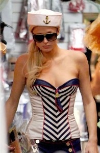 [parishiltonandcywaits42110102196x300[1][3].jpg]