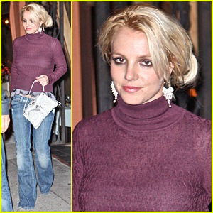 [britney-spears-invests-her-money[4].jpg]
