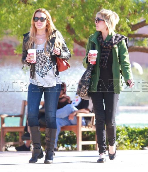 [Lindsay Lohan-pics1211-blogbritneyspears7[8].jpg]