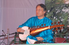 Ustad Amjad Ali Khan during Music in the park 20082