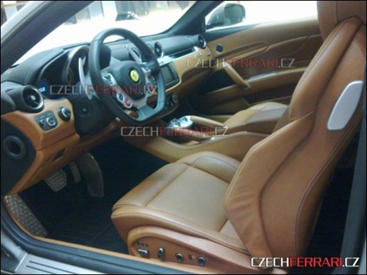Interior da Nova Ferrari FF Interior da Nova Ferrari FF