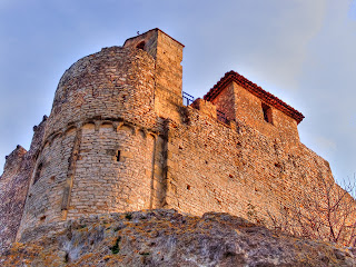 El Castillo de Santa Creu, en Segur de Calafell El Castillo de Santa Creu, en Segur de Calafell