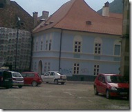 Langa Biserica Neagra