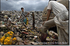 Burma children looking for food in Garbage _DSC8852 by Rusty Stewart @ Flickr