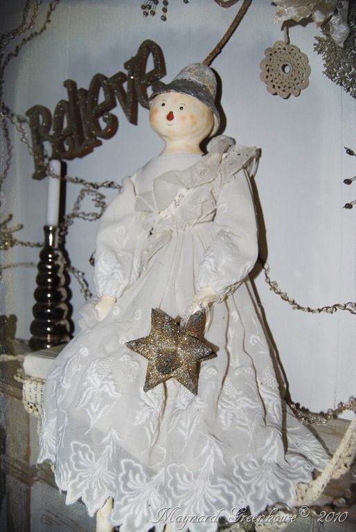 [evi-doll-on-mantel3.jpg]