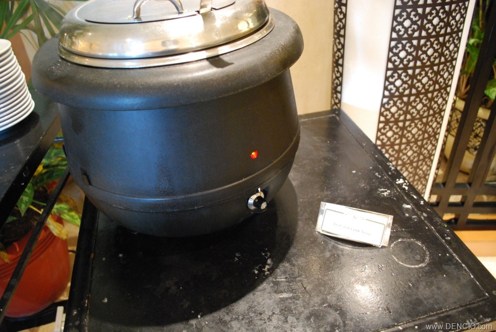 [Bellevue Hotel Buffet040[2].jpg]