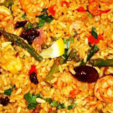 Paella with a Moroccan Twist