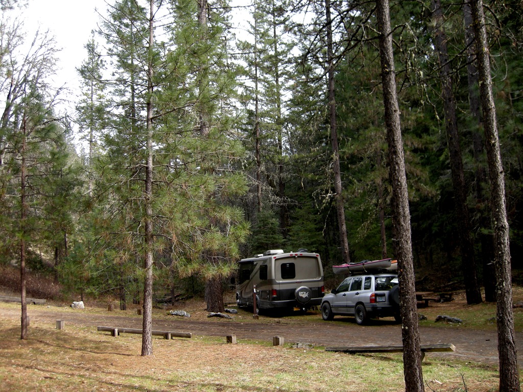 [camping at Basin gulch (1)[2].jpg]