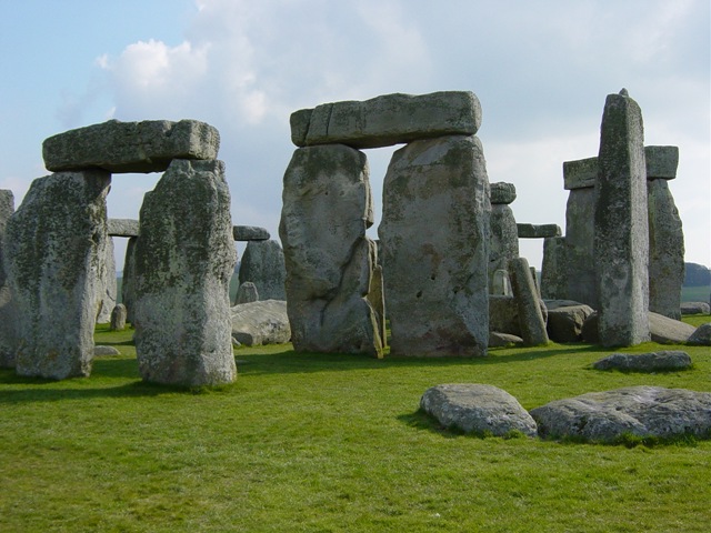 [Stonehenge_Closeup[3].jpg]