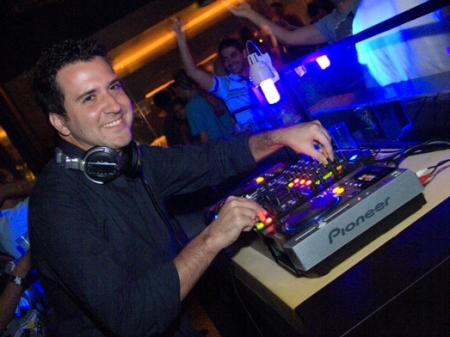 DJ Mauricio Tuzzolo - crédito da foto: divulgação