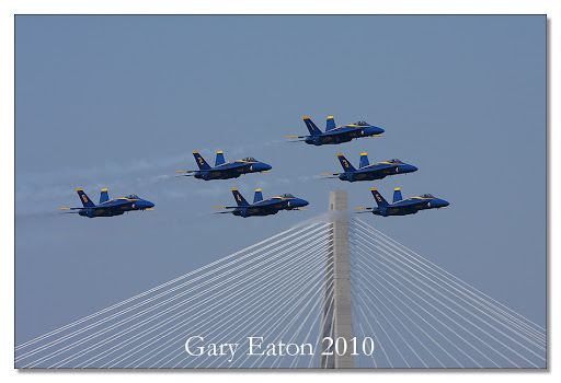 IMAGE: http://lh3.ggpht.com/_rSR7KcWAKvs/S83FVJ7pVNI/AAAAAAAAE-I/s3tQ9iztQiA/IMG_0276.jpg