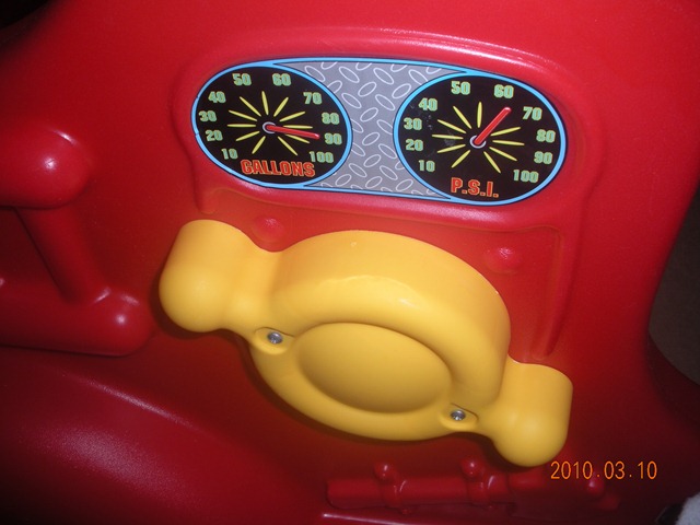 [wyatt and his fire truck toddler bed 011[4].jpg]
