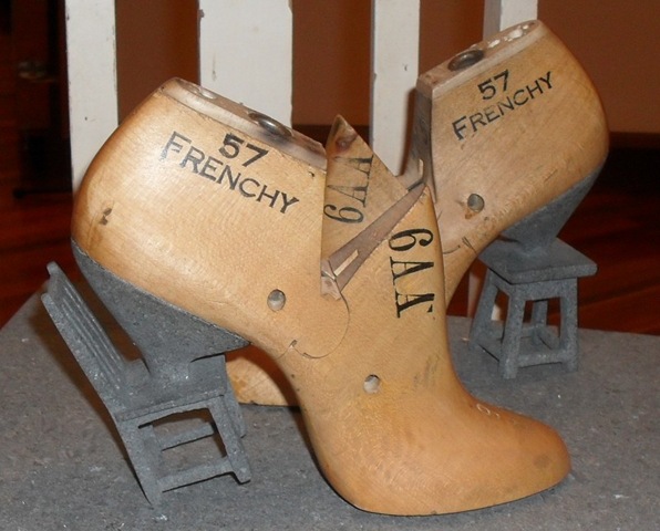 [foots 2[4].jpg]