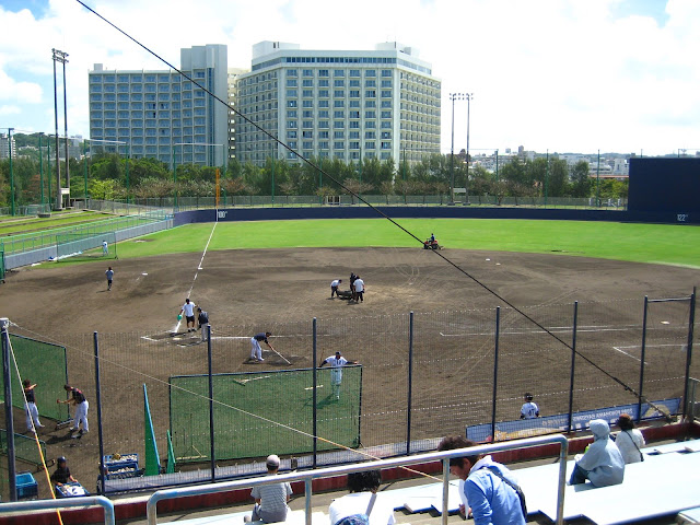 宜野湾市立野球場