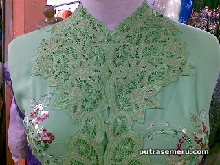 Kebaya Hijau S021110 Kebaya Hijau S021110