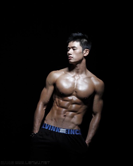 Asian-Males-High-Quality-High-Muscular-Guy-33
