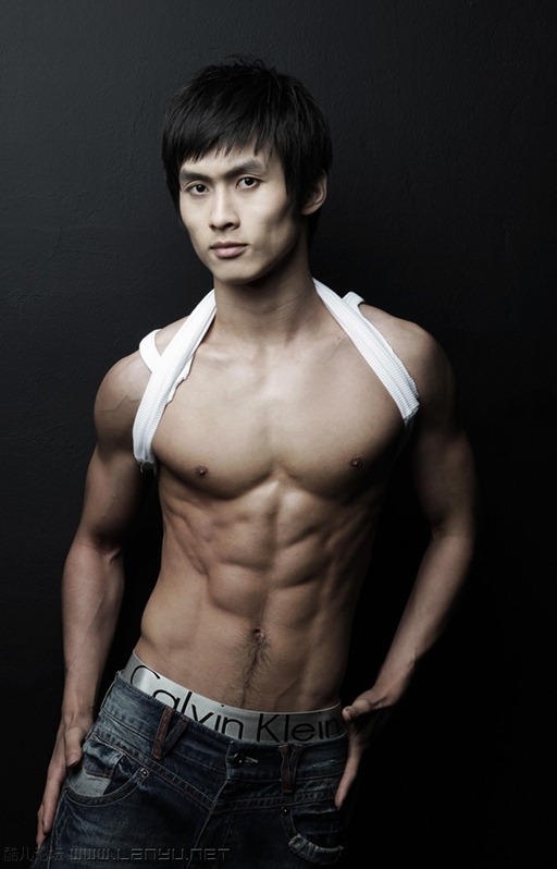 Asian-Males-High-Quality-High-Muscular-Guy-04