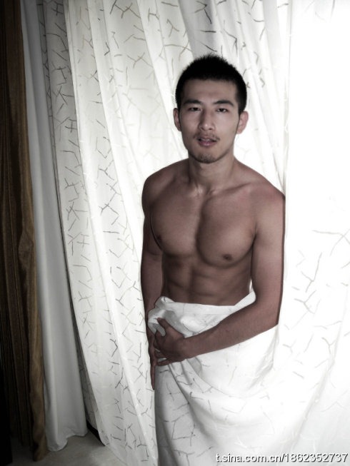 [Asian Males Next Door -  Handsome Shirtless Guy5[5].jpg]