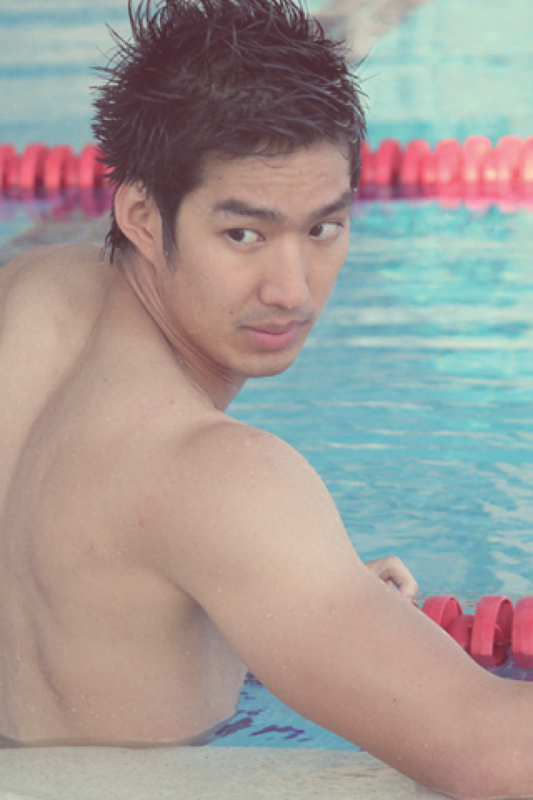 asian-males-Deaw-Suriyon-Aroonwattanakul-Hot-Thai-Actor-เดี่ยว-สุริยนต์-โชว์หุ่น-ชุดว่ายน้ำ-01