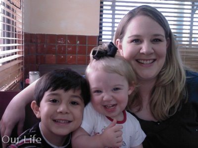 [Heather and the kids on her 32nd birthday 2009[10].jpg]