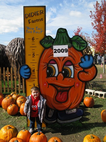 [(10-18-09) Big Kids & Pumpkin Patch 09 008[15].jpg]