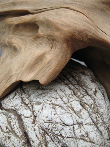 [Holz und Stein.jpg]
