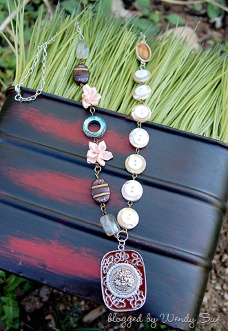 [vg_necklace1[4].jpg]