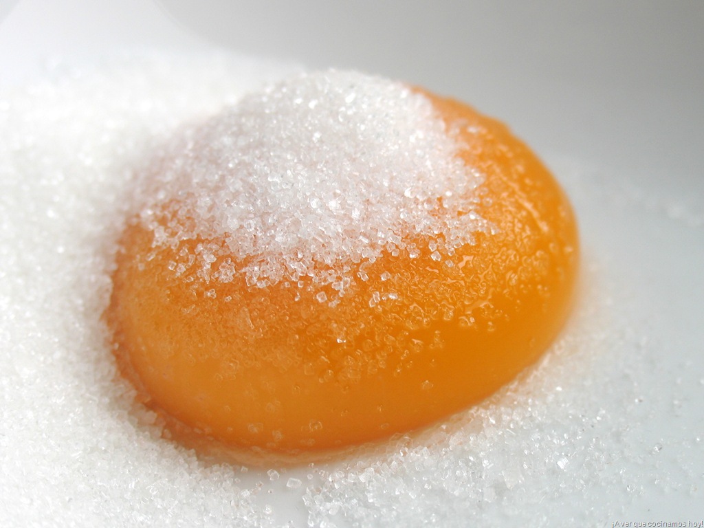 [Yema+Azucar 1[3].jpg]