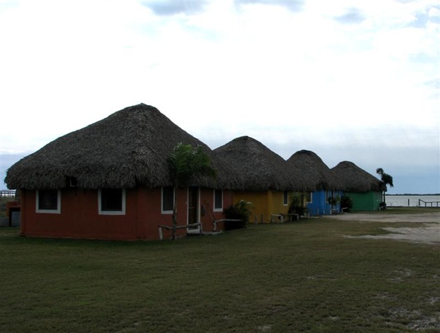 [MX09_LaPesca_Tropicana_Cabins (Medium)[4].jpg]