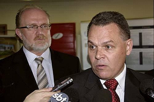 [blog_01_11_2009_hackbart_e_cassel[8].jpg]