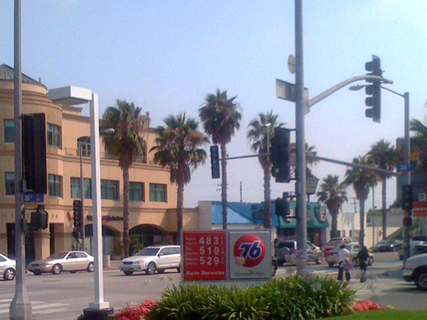 Wilshire Boulevard and 26th Street