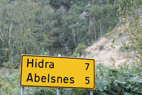Noch 7 km nach Hidra, noch 5 nach Morten Abel ihm sein Nest...