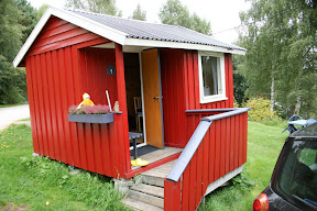 Hier unsere Unterkunft in Evje. Sieht aus wie'n Puppenhaus, oder?