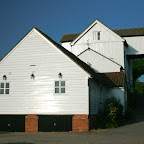 "Little Hallingbury Mill", die Mizzie im Internet gefunden hatte.
