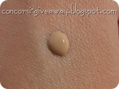 Giveaway-miss-broadway-premio1-fondotinta-velvet-touch-swatch-1 Giveaway-miss-broadway-premio1-fondotinta-velvet-touch-swatch-1