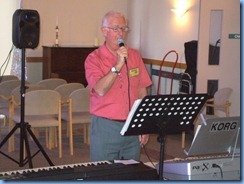 Peter Jackson crooning away for the Care & Craft members