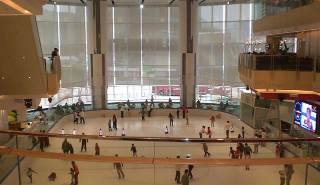[Hong Kong Ice Skating.png]