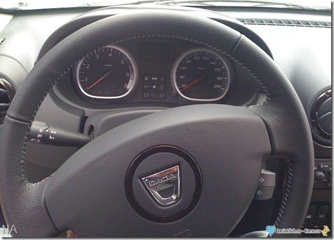 Dacia Duster interior2