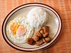 Chicken Longaniza Breakfast at El Ideal in Silay