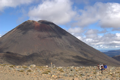 A Practical Guide to Hiking Mt. Doom & Tongariro Crossing IMGP1409 A Practical Guide to Hiking Mt. Doom & Tongariro Crossing