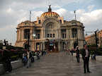 Paseando por el Centro Histórico del D.F. en el primer mes de novios de Cé y yo.