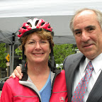 Click to Expand Roxanne at Bike to Work Day Rally on Fountain Square with David Ginsburg, President of DCI, May 14, 2009