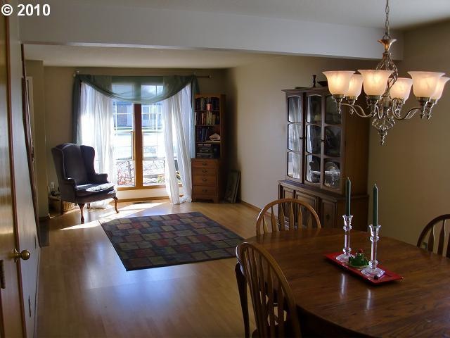 [10023537_4_1[3].jpg]