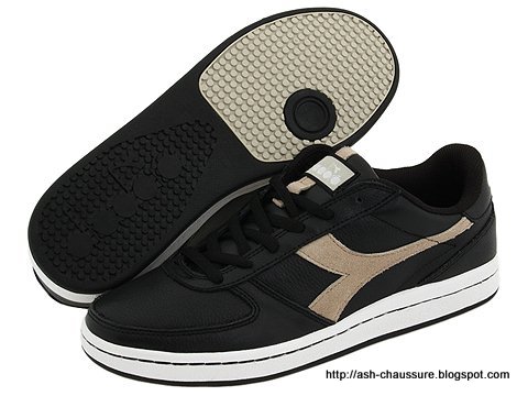 Ash chaussure:BB-588397