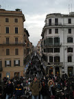 Via dei Condotti da piazza di Spagna