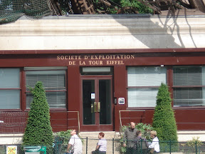 Look, the society of exploitation