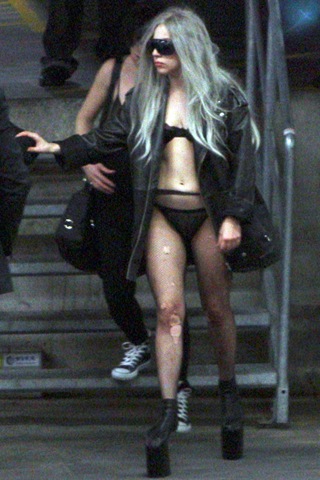[Lady Gaga 2[2].jpg]