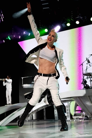 [Gwen Stefani 2[4].jpg]