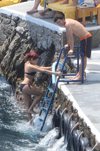 [eva mendes 12[4].jpg]